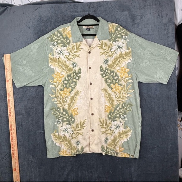 Tommy Bahama 100% Silk Shirt with Tropical Theme, Men’s Lg, **see description - Picture 1 of 16